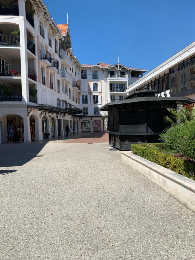 Le Central Plage - Commerce - Marche A 2 Pas Apartman Arcachon Kültér fotó